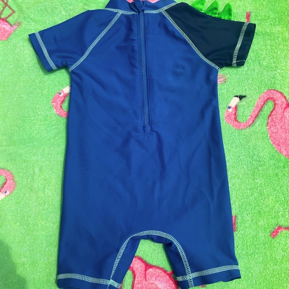 Carter’s one pc dino zip up rash guard EUC WORN 1x - Picture 3 of 8